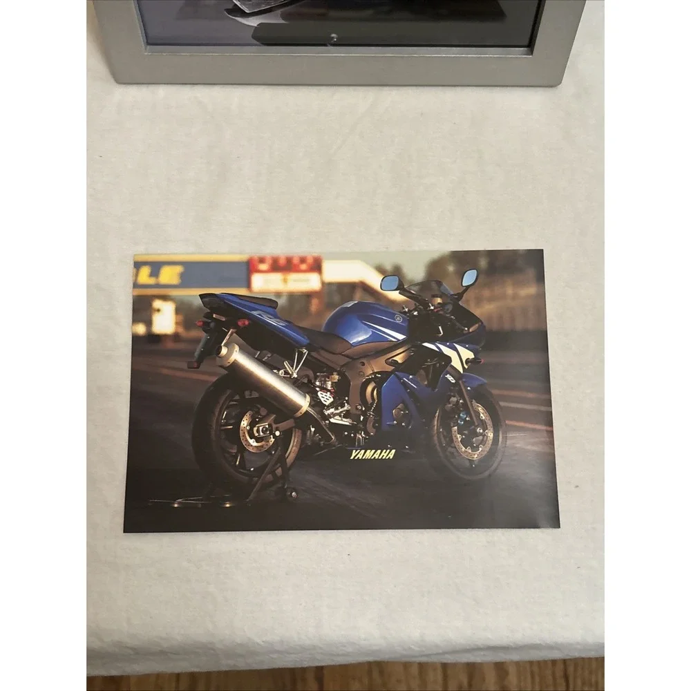 Yamaha Diecast Aluminum Picture Frame YZF-R6 Motorcycle Photos Brochure Box